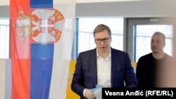 Glasanje predsednika Srbije Aleksandra Vučića na izborima 3. aprila, 2022. 