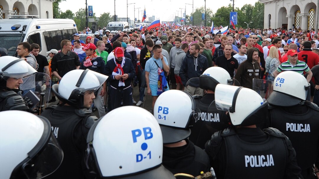 Порно қыз бетке отырады Түркі секс видео порно түтіктер