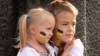 Як українські діти вивчають українську мову за кордоном?