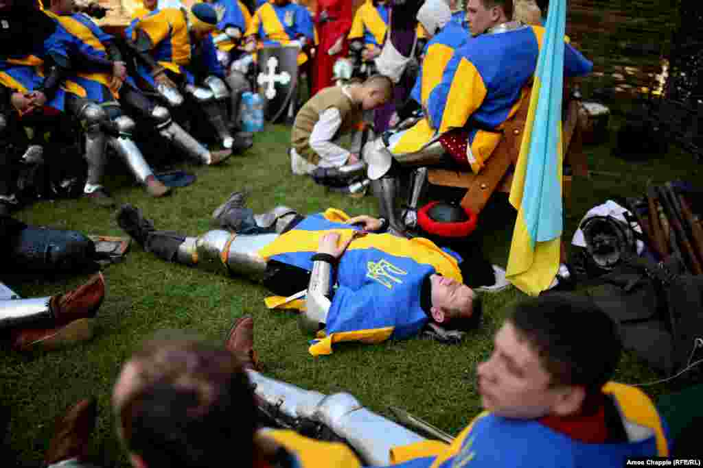 Andrei Serebryakov from the Ukrainian team taking a moment before entering the fray. &quot;I&#39;m a little nervous now but always after the first hit I stop being afraid.&quot;&nbsp;