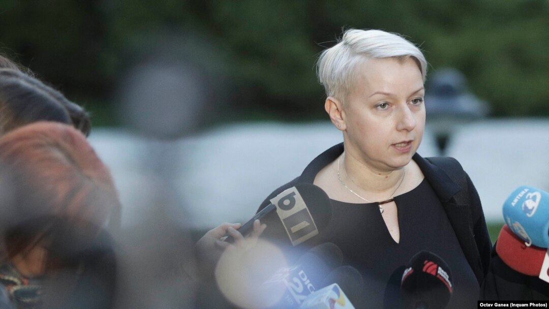 Dana Gîrbovan acuză criticii că răspândesc informații false.