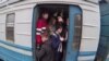 Іржаві та смердючі – якими електричками доводиться їздити українцям (відео)