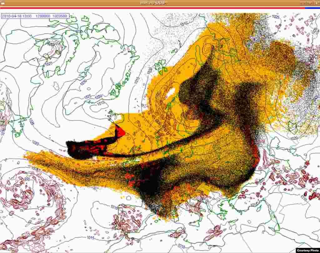 Проектирано движење на исландскиот облак од пепел (18.4. 1300 UTC) - Овие слики покажуваат проекција на движењето на облаците пепел од вулканска ерупција на Исланд низ Европа. Боите на сајтот претставуваат: жолто: пепел што ќе падне сам по себе црвено: пепел што ќе падне од врнежи црна: вистинскиот облак со пепел облак Извор: Норвешки Метеоролошки Институт