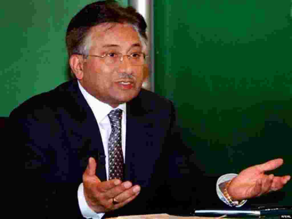 2008-ий у фотографіях, голосах і звуках #147