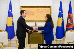 Albin Kurti dhe Vjosa Osmani.