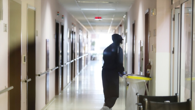 Бугарските болници преполни со ковид пациенти