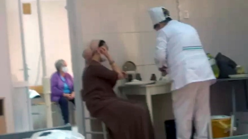 Ýurduň daşyndan baran türkmen raýatlary Türkmenistanda WIÇ/SPID barlagyndan geçmäge mejbur edilýär