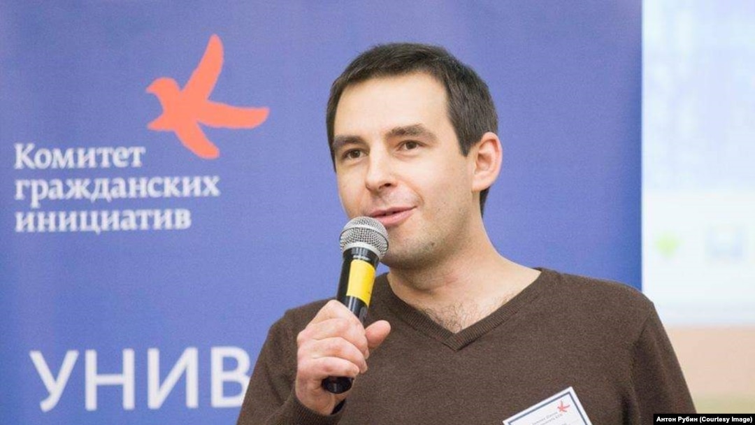 Руководитель самарской общественной организации волонтеров "Домик детства" Антон Рубин