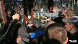 Russia -- Unrest in Biryulevo, Moscow, October 13, 2013.
