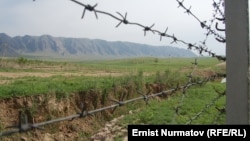 Кыргыз-өзбек чек арасы.