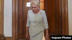 Când a fost desemnată de Liviu Dragnea premier, în ianuarie 2018, Viorica Dăncilă era cvasianonimă chiar și în PSD. Într-un an și jumătate, Dăncilă este premier, președinte validat în congres al PSD și candidat la Cotroceni „dacă partidul îi cere”.