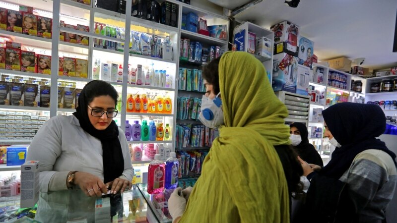 Bez marame nema prodaje: Iran povezuje kvote lijekova u apotekama sa usklađenošću sa hidžabom