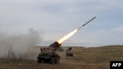 Украинскити сили пукаат кон руските трупи во околината на Луганск