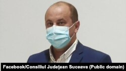 Procurorii DNA i-au făcut flagrant-delict lui Silviu Crețu, luni, în sediul Consiliului Județean, în timp ce primea 40.000 de euro mită de la un om de afaceri.