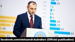 Олександр Кубраков подякував своєму відомству та колегам-міністрам із країн Європейського союзу, які «дотискали ці санкції на своєму рівні»