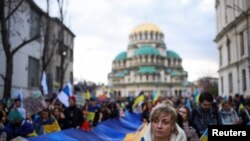 "Убийци!" Хиляди подкрепиха Украйна и протестираха срещу войната