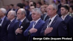 Politicienii care conduc PNL - Nicolae Ciucă, Lucian Bode, Rareș Bogdan și Emil Boc - la Congresul partidului