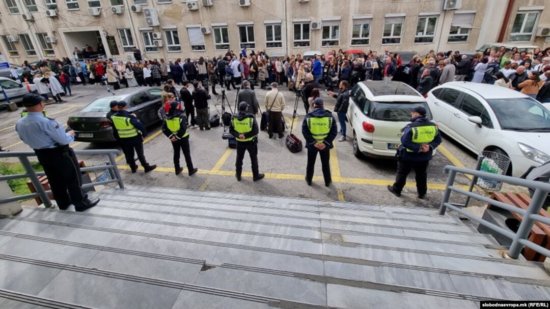 Илустрација - Фотографија од протестот на матичните лекари пред Министерството за здравство на 7 април 2022