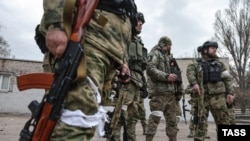 Военные из Чечни в Мариуполе, Украина