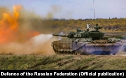 Russian tanks conducting exercises in the summer of 2021.