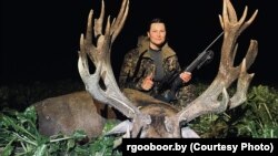 Тацяна Шуневіч з упаляваным аленем