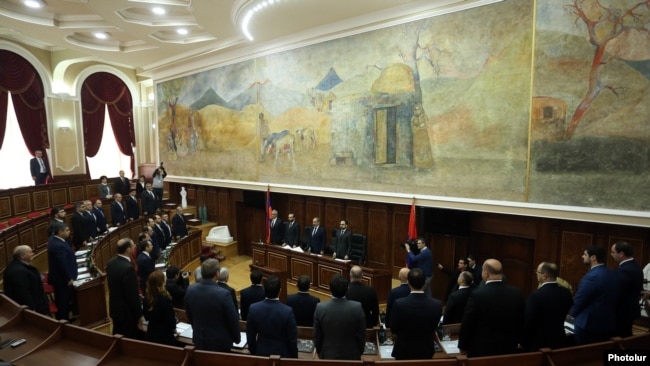 Armenia - Members of the Armenian government observe a minute of silence for victims of the 1988 earthquake at a meeting in Gyumri, December 7, 2018.