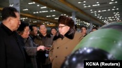 Հյուսիսային Կորեայի ղեկավարը հանդիպել է միջուկային ծրագրի մշակմամբ զբաղվող գիտնականներին, Հյուսիսային Կորեա, արխիվ