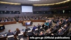 آرشیف، نشست وزیران خارجه ناتو