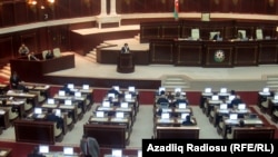 Azərbaycan Parlamenti, Ombudsman Elmira Suleymanova hesabat verir, Baku, 4 mart 2011