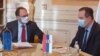 Šef Delegacije Evropske unije u Srbiji Emanuel Žofra (levo) sa predsednikom Skupštine Srbije Ivicom Dačićem (desno) na sastanku u Skupštini Srbije 13. oktobra 2021. godine.