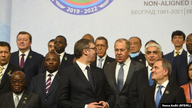 Predsednik Srbije Aleksandar Vučić sa ministrom spoljnih poslova Rusije Sergejem Lavrovim i predstavnicima država članica Pokreta nesvrstanih
