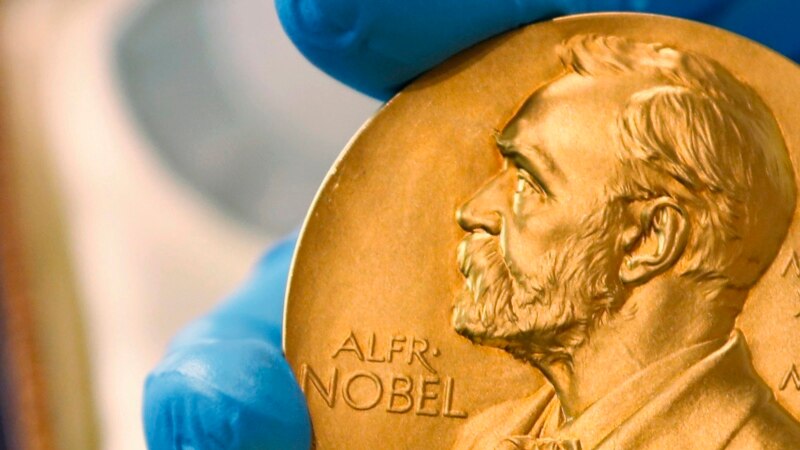 Доделена Нобеловата награда за економија 