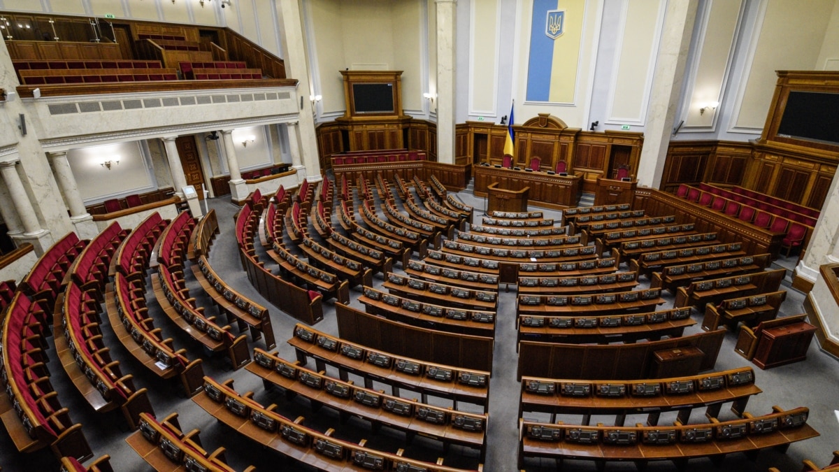 в Раду викликали керівництво Міноборони