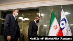 Sastanak generalnog direktora IAEA Rafaela Grosija i šefa iranske Organizacije za atomsku energiju Mohameda Eslamija u Teheranu, novembar 2021. 