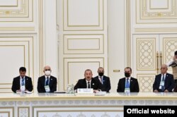 Azeri prezidenti Ylham Alyýew sammite gatnaşýar