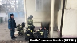 Пожар в доме, где расположен "Комитет против пыток" в Пятигорске