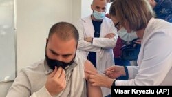 Vakcinacija protiv COVID-a 19, Priština (19. novembar 2021.)