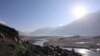 Долина реки Пяндж на границе между Таджикистаном и Афганистаном