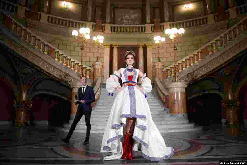 Romanian Miss Universe contestant Carmina Olimpia Cotfas poses in her country&#39;s national dress ahead of the annual international beauty pageant, which is being held in Israel next month.&nbsp;