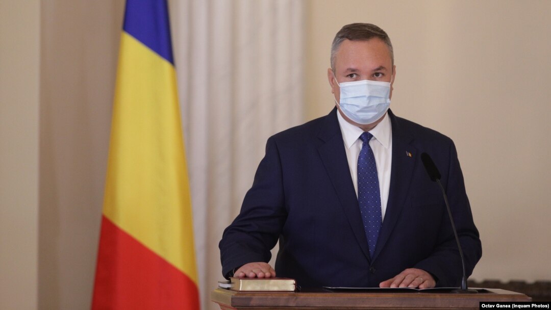 Amendamentul deputatului de la Partida Romilor l-ar fi vizat direct inclusiv pe primul ministru Nicolae Ciucă, acuzat în ianuarie 2022 că și-a plagiat lucrarea de doctorat susținută în 2003. 