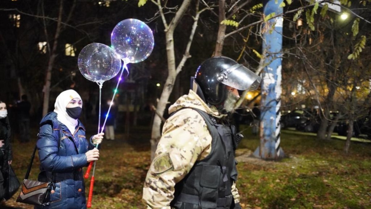 Одного отпустили, тридцать одного «взяли». Новая волна задержаний  крымскотатарских активистов