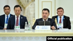 Президент Садыр Жапаров Экономикалык кызматташтык уюмунун 15-саммитинде. Ашхабад, Түркмөнстан. 28-ноябрь, 2021