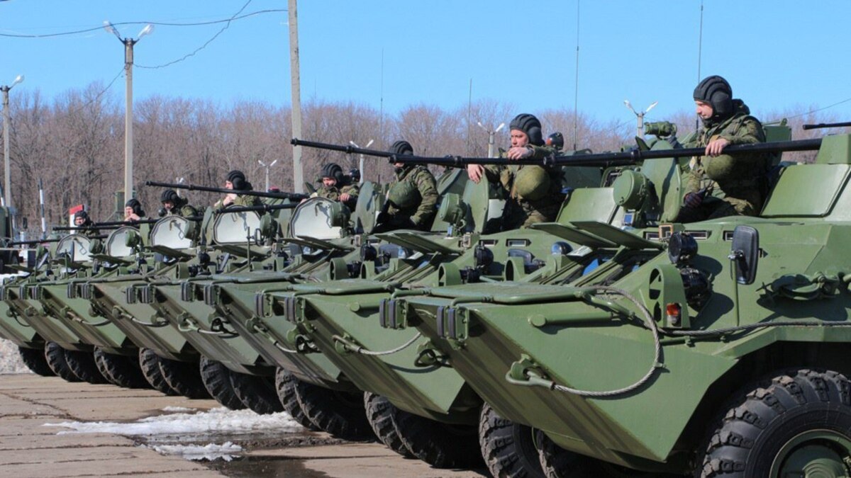 Войска технику. БТР-82а мотострелки. Мотострелковые войска РФ БТР. БТР 82а мотострелковый. Мотострелковая бригада на БТР.