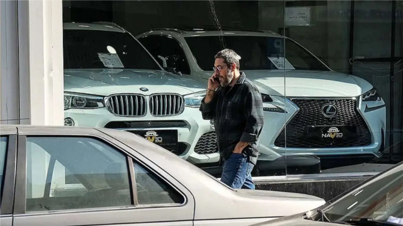 بازار خودرو در ایران، پس از یک دوره رکود در جنگ، با جهش شدید قیمت مواجه شد