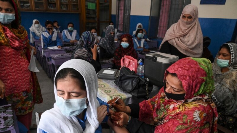 Pakistani përballet me variant të ri të koronavirusit