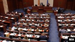 Седница на Собрание. Илустрација. 