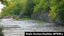 Штучний водоспад у парку «Зуївський»