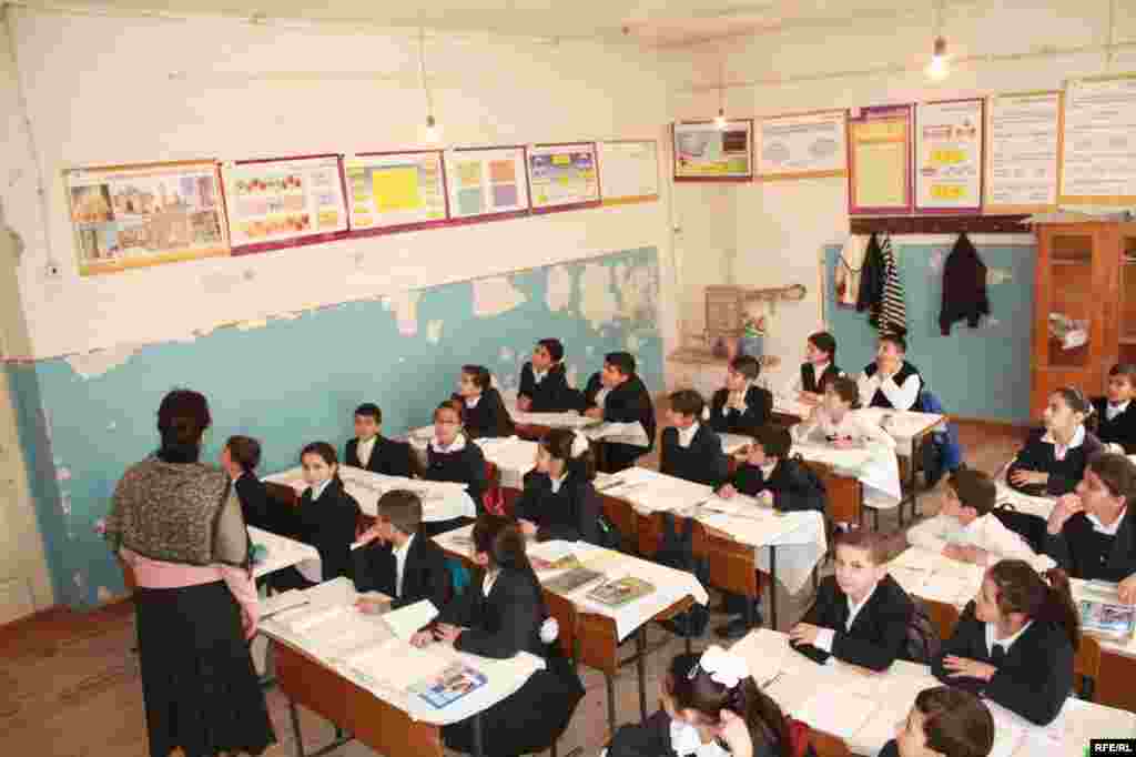 Qobustanlıların güzəranından lövhələr #17