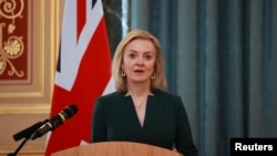 لیز تراس، وزیر امور خارجه بریتانیا