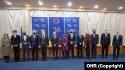 Upravni odbor Vijeća za provedbu mira u Bosni i Hercegovini na sastanku 8. decembra 2021.